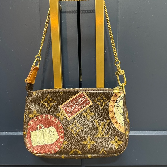 Party Perfect. LV Authentic Collector’s item. Louis Vuitton leather small bag - Picture 7 of 8